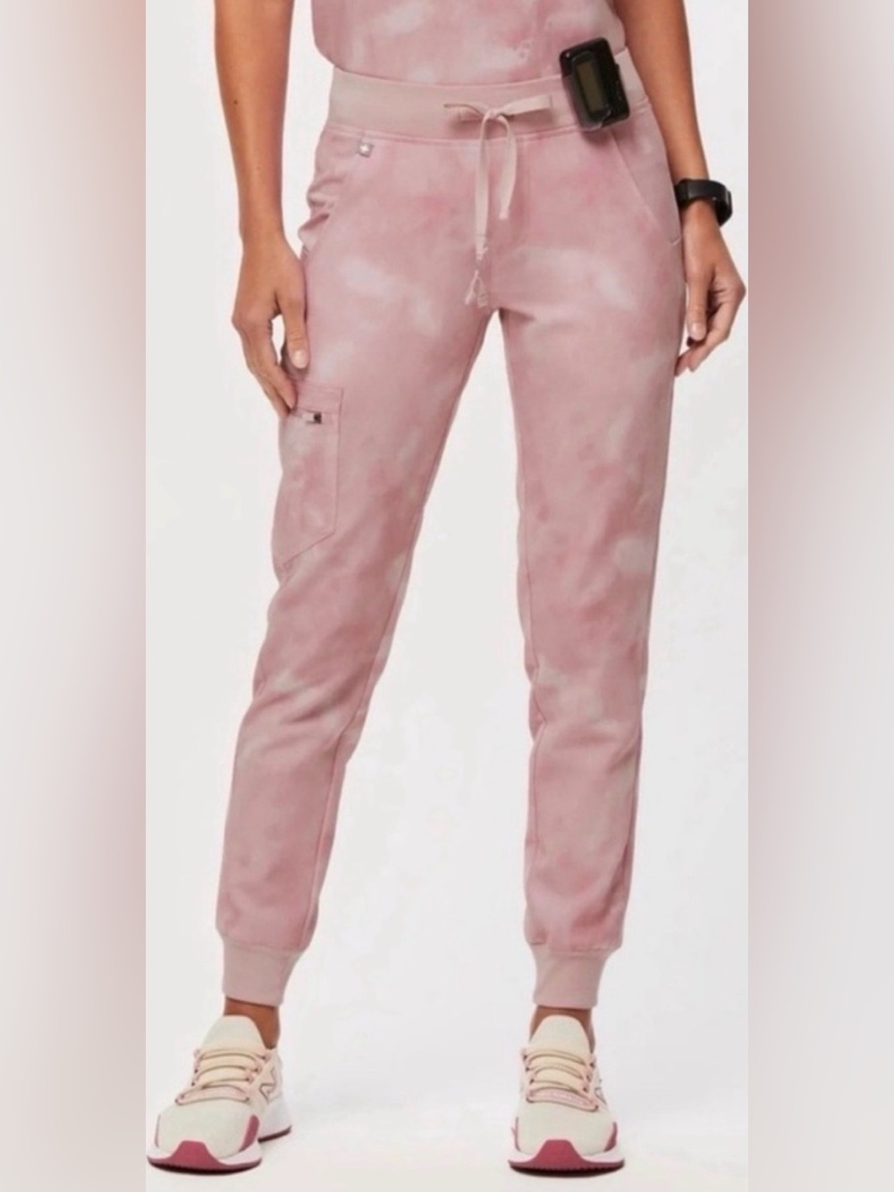 FIGS Breast Cancer Awareness Limited Edition Pink Tie-Dye Scrub Pants size LP 🎀